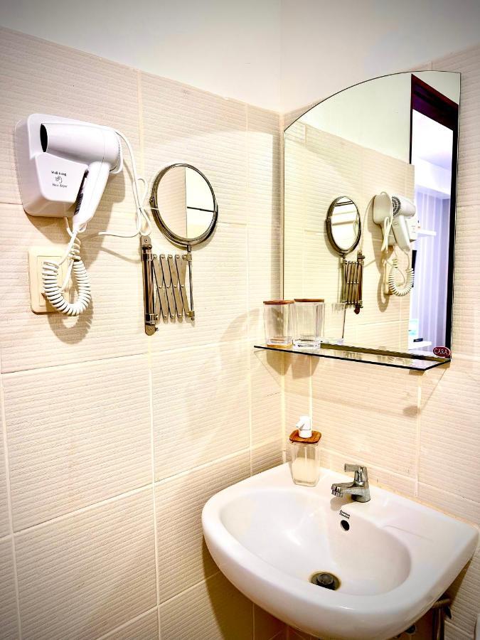 Lovely Studio Condominiums At Mesavirre Garden Residences バコロ エクステリア 写真
