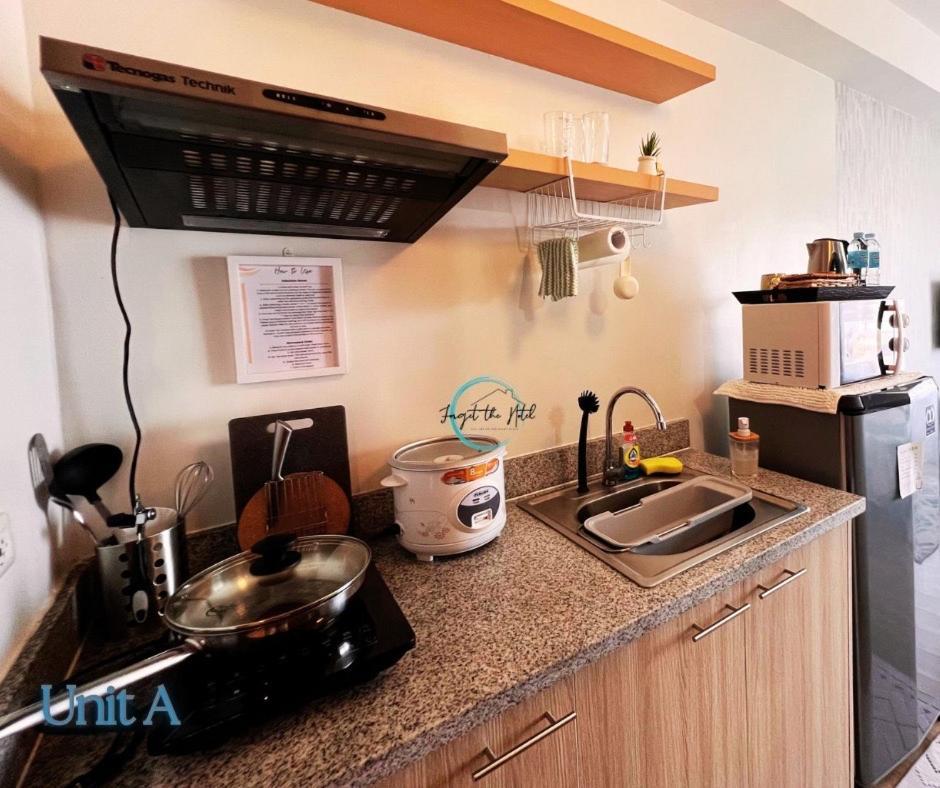Lovely Studio Condominiums At Mesavirre Garden Residences バコロ エクステリア 写真